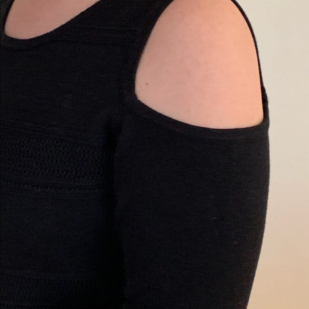 The limited NWT Cold shoulder black knit sweater - Picture 2 of 6